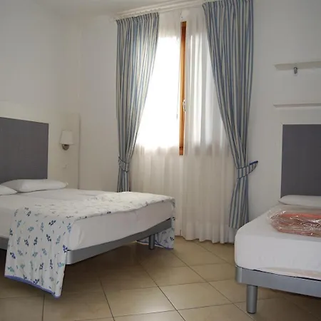 Charming Flat With Swimming Pool - Beahost Apartment *