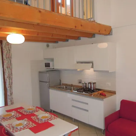 Charming Flat With Swimming Pool Διαμέρισμα