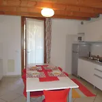 Charming Flat With Swimming Pool Daire *