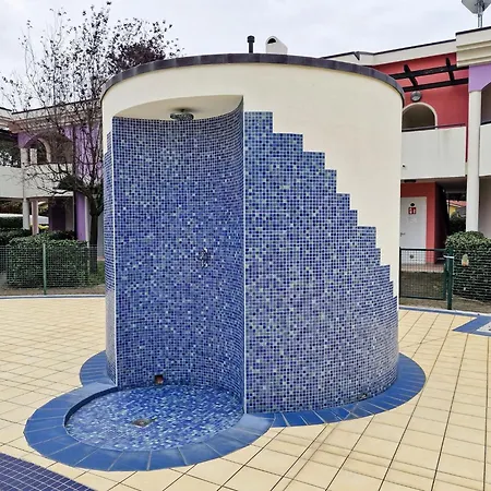 Charming Flat With Swimming Pool Διαμέρισμα Μπιμπιόνε